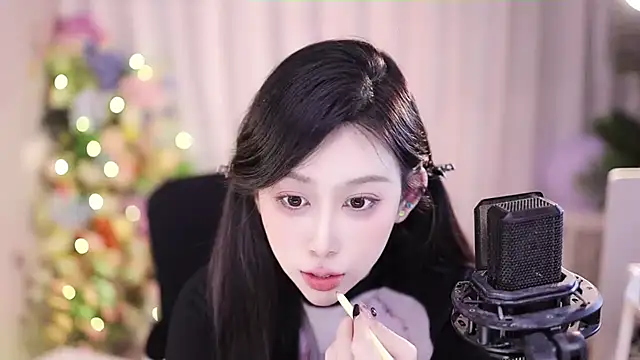 Snapshot of SleepArtist chatting on 19, 1, 2025 SleepArtist online show from 19, 1, 2025