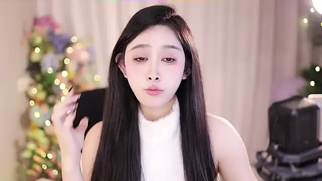 Snapshot of SleepArtist chatting on 1, 2, 2025 SleepArtist online show from 1, 2, 2025