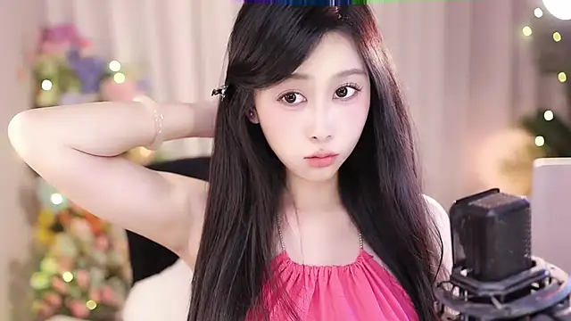 Snapshot of SleepArtist chatting on 14, 2, 2025 SleepArtist online show from 14, 2, 2025