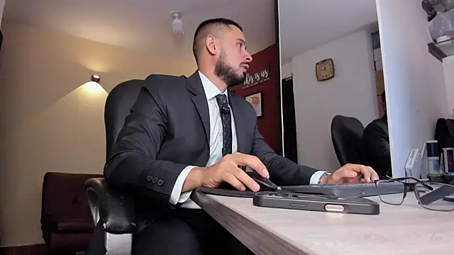 thesexlawyer1 online show from 2, 4, 2026