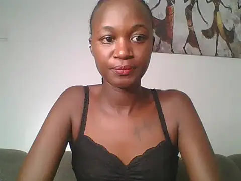 Snapshot of MissLilly1 chatting on 7, 6, 2026 MissLilly1 online show from 7, 6, 2026