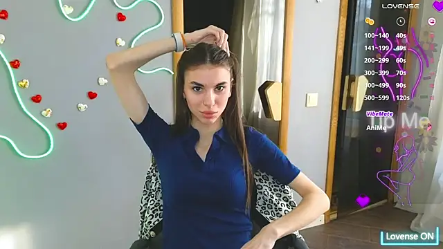 EmmyGreans online show from 8, 3, 2025