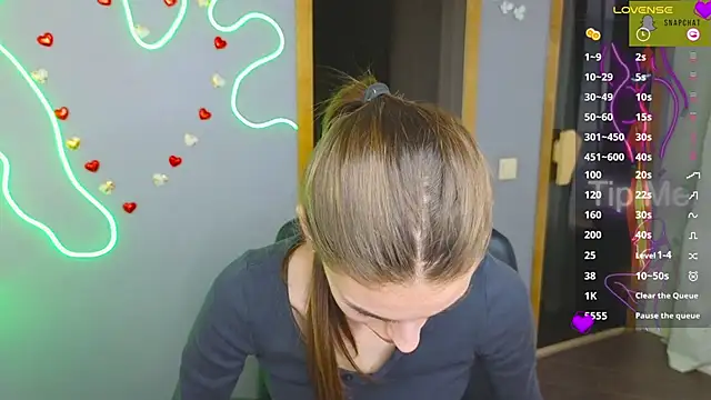 EmmyGreans online show from 17, 3, 2025