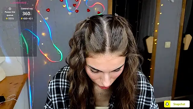 EmmyGreans online show from 20, 9, 2025