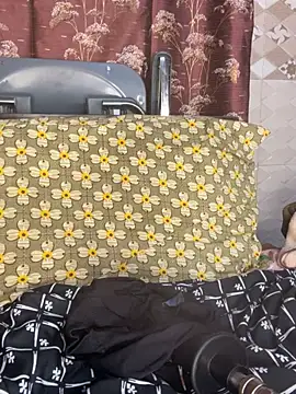 Snapshot of REMOVE- chatting on 2, 3, 2026 REMOVE- online show from 2, 3, 2026