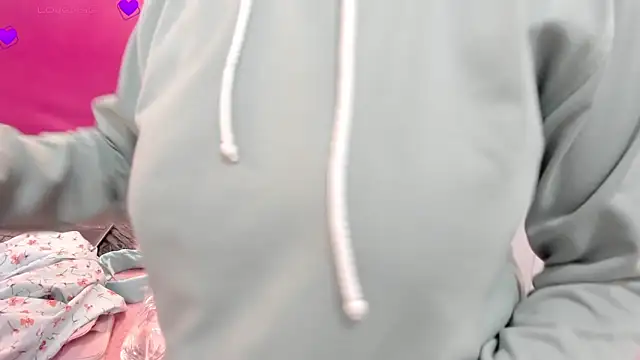 Snapshot of Emasanders chatting on 7, 1, 2025 Emasanders online show from 7, 1, 2025