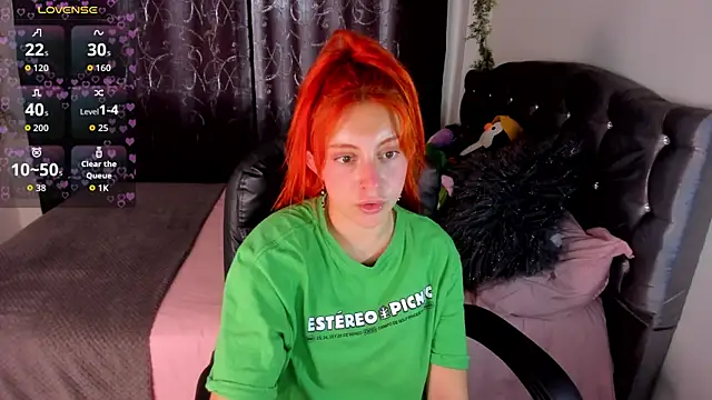 Violetaarey online show from 15, 4, 2026