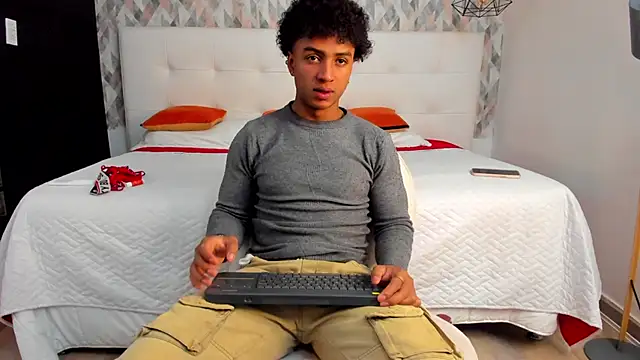 Snapshot of MagnusKing_ chatting on 19, 3, 2025 MagnusKing online show from 19, 3, 2025