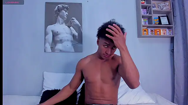 Snapshot of MagnusKing_ chatting on 31, 10, 2025 MagnusKing online show from 31, 10, 2025