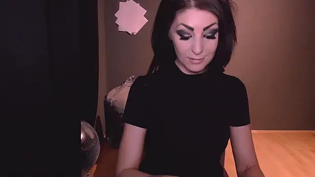 Saintrebella online show from 18, 2, 2025