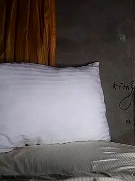 Snapshot of lachilena027 chatting on 27, 2, 2025 lachilena027 online show from 27, 2, 2025