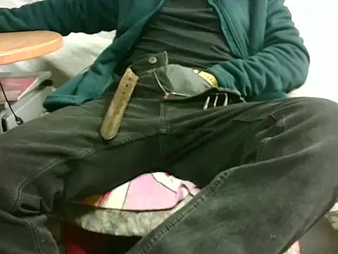 Giulio35 Pika online show from 29, 11, 2025