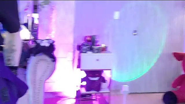 zephirahabney online show from 20, 11, 2025