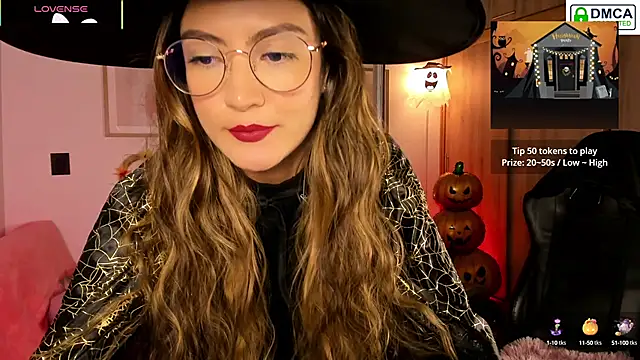 Snapshot of Lilabril chatting on 10, 10, 2025 Lilabril online show from 10, 10, 2025