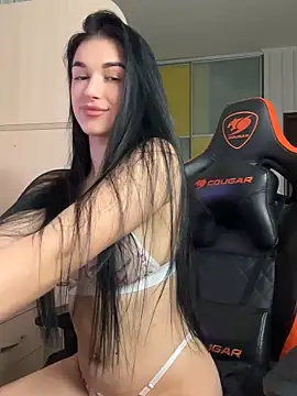 Julietta a online show from 24, 2, 2025