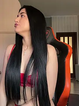 Julietta a online show from 7, 3, 2025