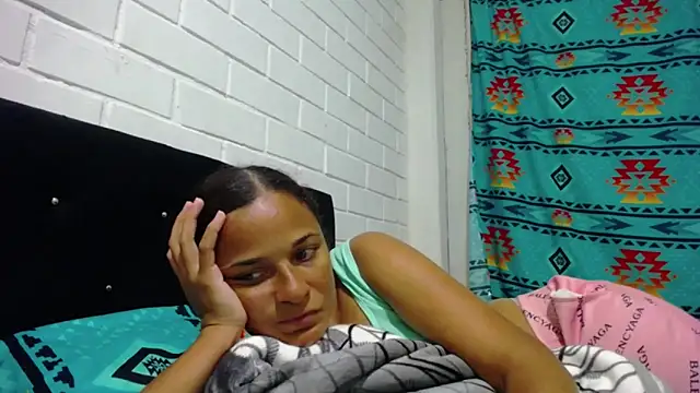 GiveLove1 online show from 3, 3, 2025