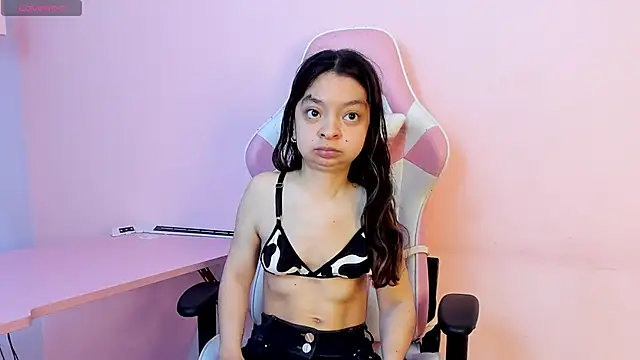 CharlotteMuller online show from 11, 11, 2025