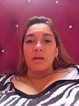 Snapshot of Izury_Blondee chatting on 7, 2, 2025 Izury Blondee online show from 7, 2, 2025