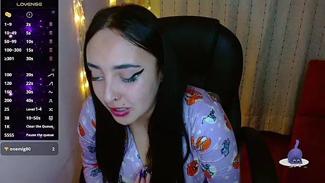 Snapshot of AmberGoddess_ chatting on 31, 1, 2025 AmberGoddess online show from 31, 1, 2025