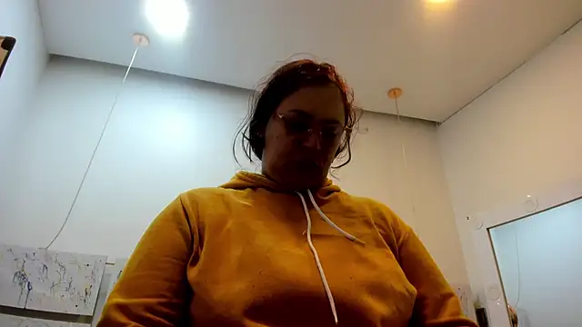 Snapshot of Biiancacox chatting on 14, 2, 2026 Biiancacox online show from 14, 2, 2026