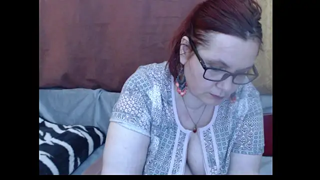 Snapshot of PlayfullMature chatting on 17, 5, 2026 PlayfullMature online show from 17, 5, 2026