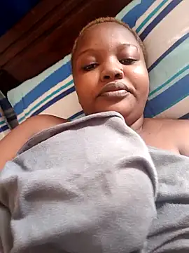 Snapshot of queennapal chatting on 25, 4, 2026 queennapal online show from 25, 4, 2026