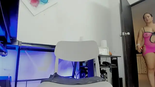 Snapshot of cathaarizti8 chatting on 27, 5, 2026 cathaarizti8 online show from 27, 5, 2026