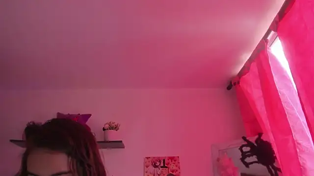 saralolo420 online show from 22, 11, 2025