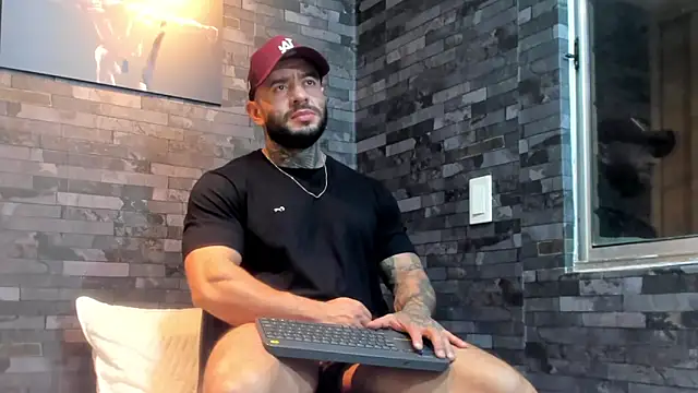 Snapshot of BruceDallas chatting on 2, 3, 2026 BruceDallas online show from 2, 3, 2026