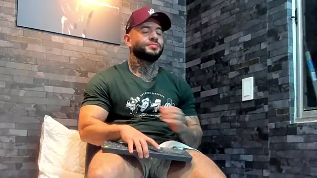 Snapshot of BruceDallas chatting on 15, 3, 2026 BruceDallas online show from 15, 3, 2026