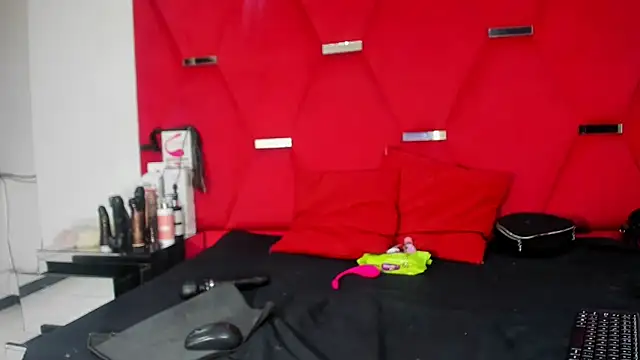 Karoll69  online show from 20, 3, 2025