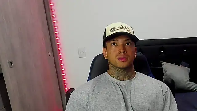 Stiven collins online show from 25, 2, 2025