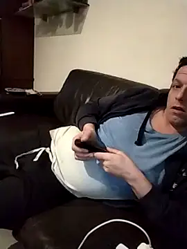 Knuffelstaaf123 online show from 26, 2, 2025