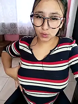 Cute Penelope online show from 17, 1, 2025