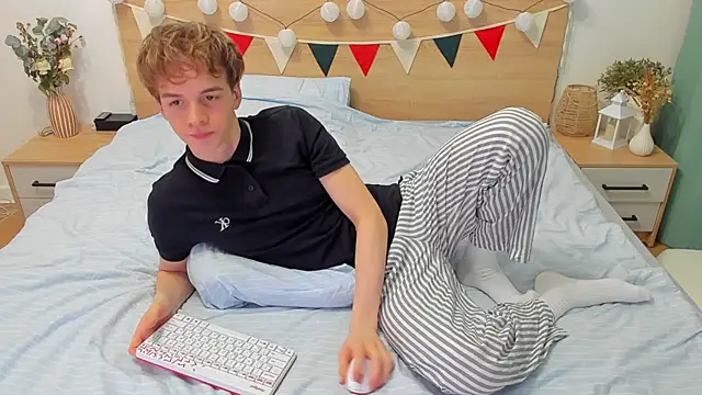 Fandi 777 online show from 11, 3, 2025