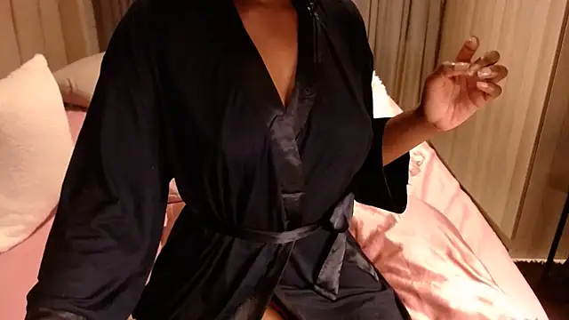 BabyBarbee online show from 2, 12, 2025