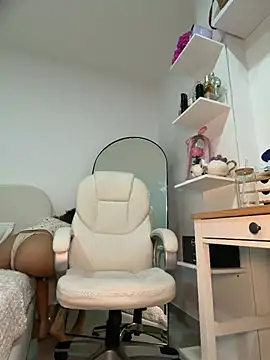 Snapshot of Lianh_Benett chatting on 1, 5, 2026 Lianh Benett online show from 1, 5, 2026