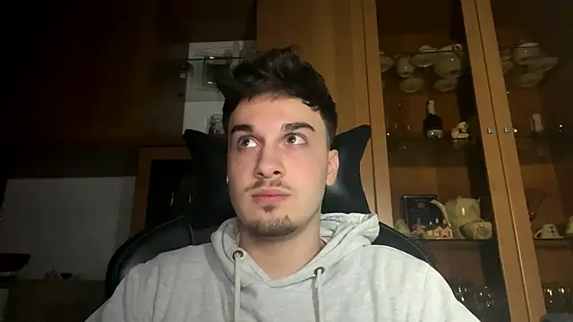 Hank 04 online show from 3, 12, 2024