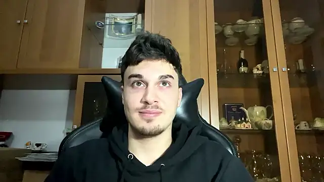 Hank 04 online show from 7, 12, 2024