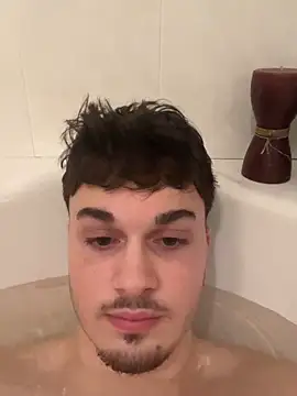 Hank 04 online show from 30, 1, 2025