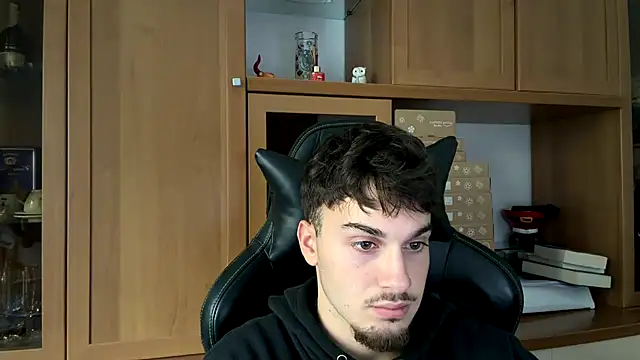 Hank 04 online show from 24, 10, 2025