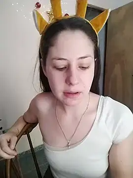 Snapshot of lucecitafantasy2 chatting on 23, 12, 2024 lucecitafantasy2 online show from 23, 12, 2024