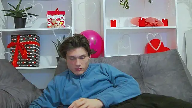 CalvinCay online show from 15, 2, 2025