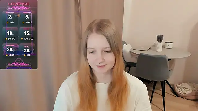 Snapshot of Alyaley chatting on 4, 2, 2025 Alyaley online show from 4, 2, 2025