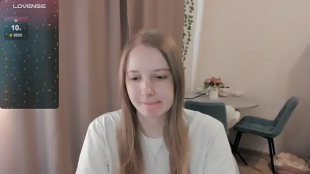 Snapshot of Alyaley chatting on 11, 6, 2026 Alyaley online show from 11, 6, 2026