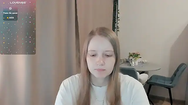 Snapshot of Alyaley chatting on 14, 7, 2026 Alyaley online show from 14, 7, 2026