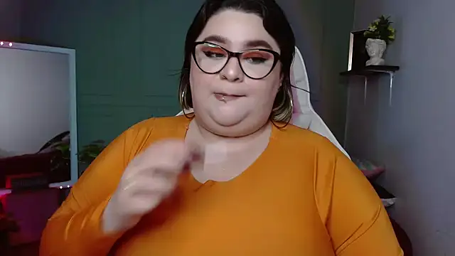 tiffany laurens online show from 6, 12, 2024