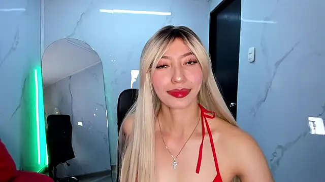 Snapshot of LilithCooperr_ chatting on 24, 9, 2025 LilithCooperr online show from 24, 9, 2025