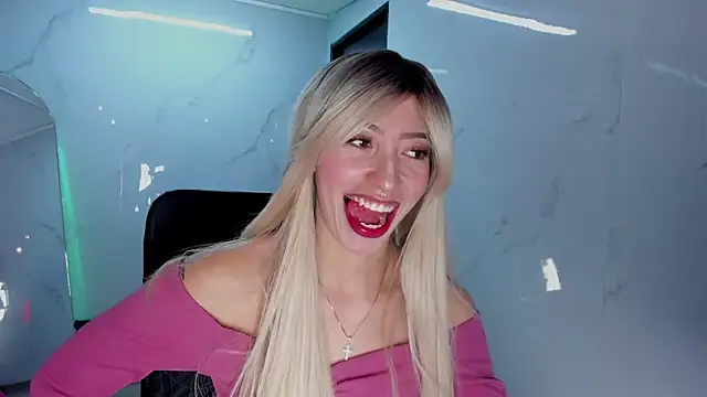 Snapshot of LilithCooperr_ chatting on 27, 9, 2025 LilithCooperr online show from 27, 9, 2025